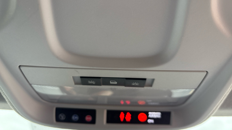 Vauxhall Crossland X 1.2 SE Nav 5dr Petrol Hatchback